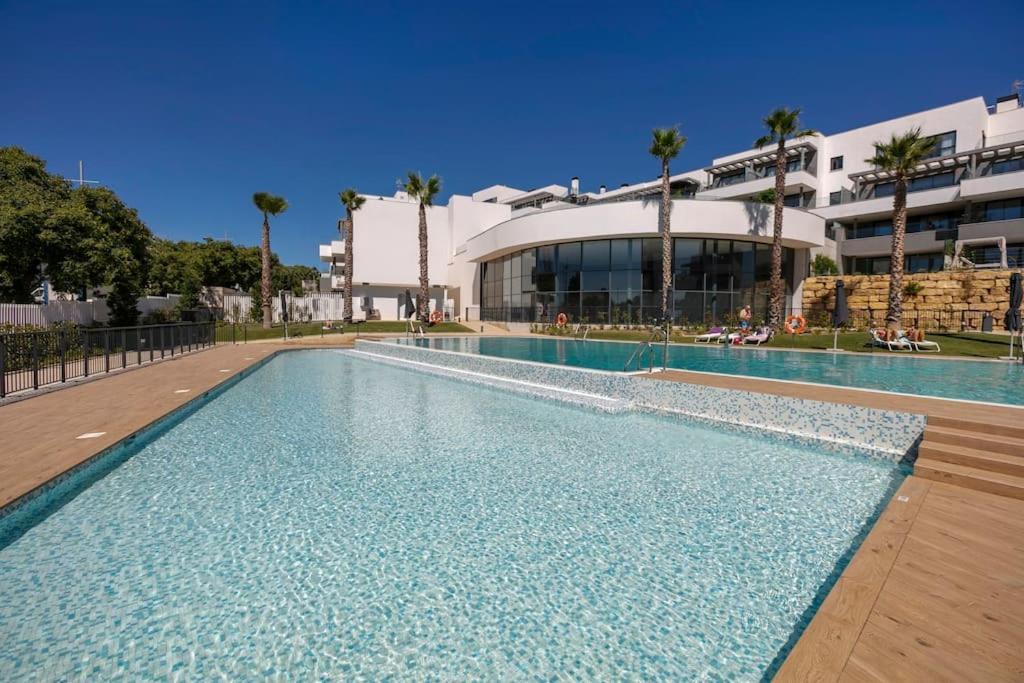 Amazing 4 Bedroom With Pools + Gym - Rdr269 Apartment *