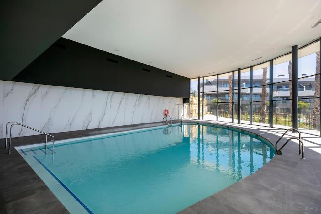 Apartment Amazing 4 Bedroom With Pools + Gym - Rdr269 Estepona
